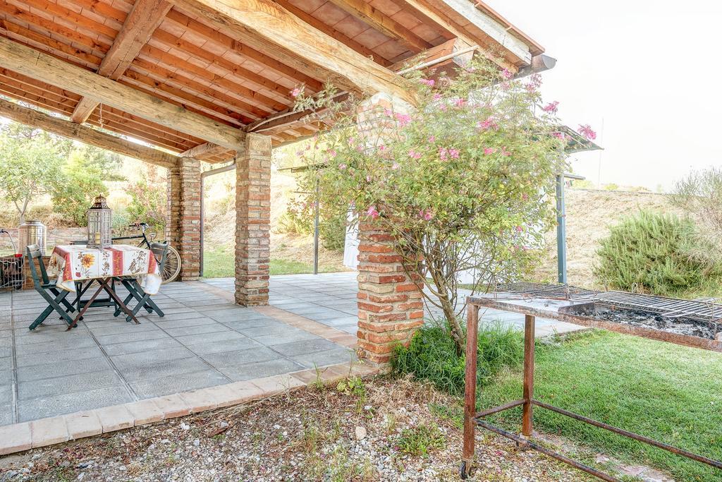Agriturismo Il Poggiarello Foiano Della Chiana Kültér fotó