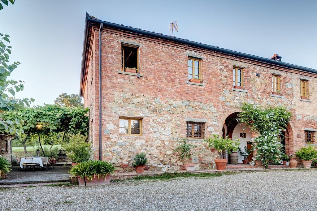 Agriturismo Il Poggiarello Foiano Della Chiana Kültér fotó