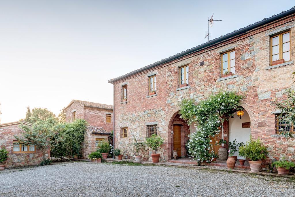 Agriturismo Il Poggiarello Foiano Della Chiana Kültér fotó