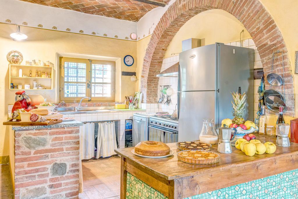 Agriturismo Il Poggiarello Foiano Della Chiana Kültér fotó