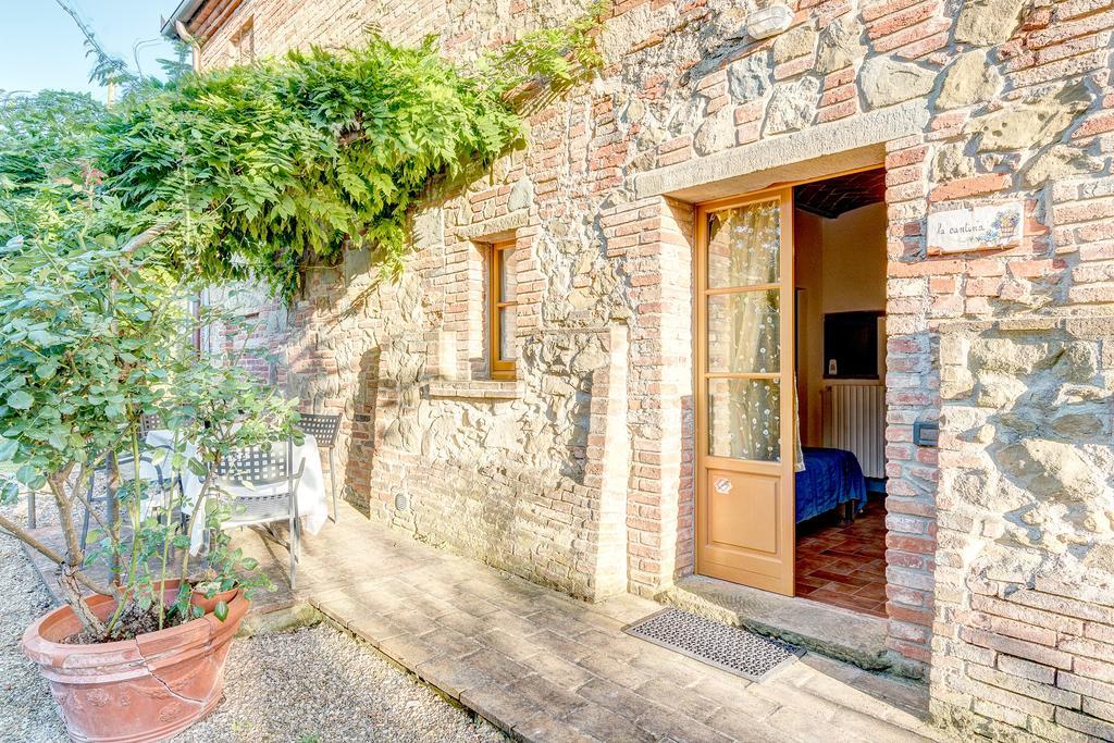 Agriturismo Il Poggiarello Foiano Della Chiana Kültér fotó