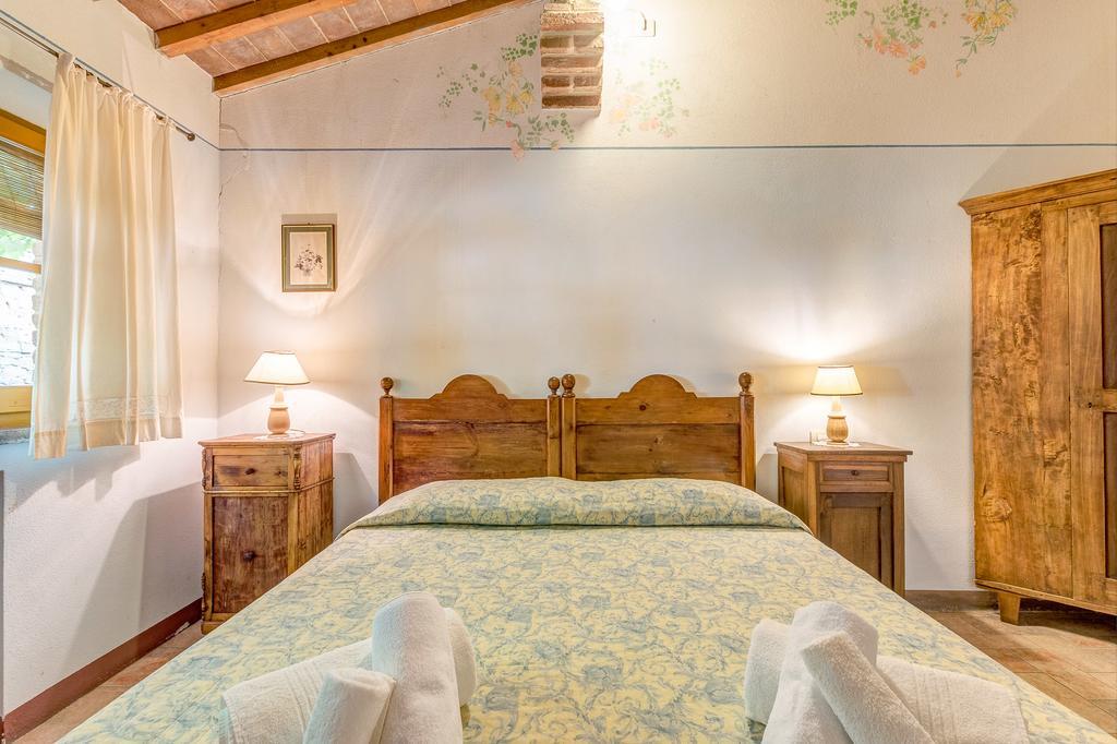 Agriturismo Il Poggiarello Foiano Della Chiana Kültér fotó